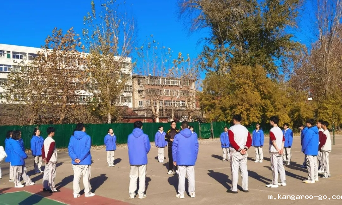 潜心研教学|走进张运老师的体育公开课